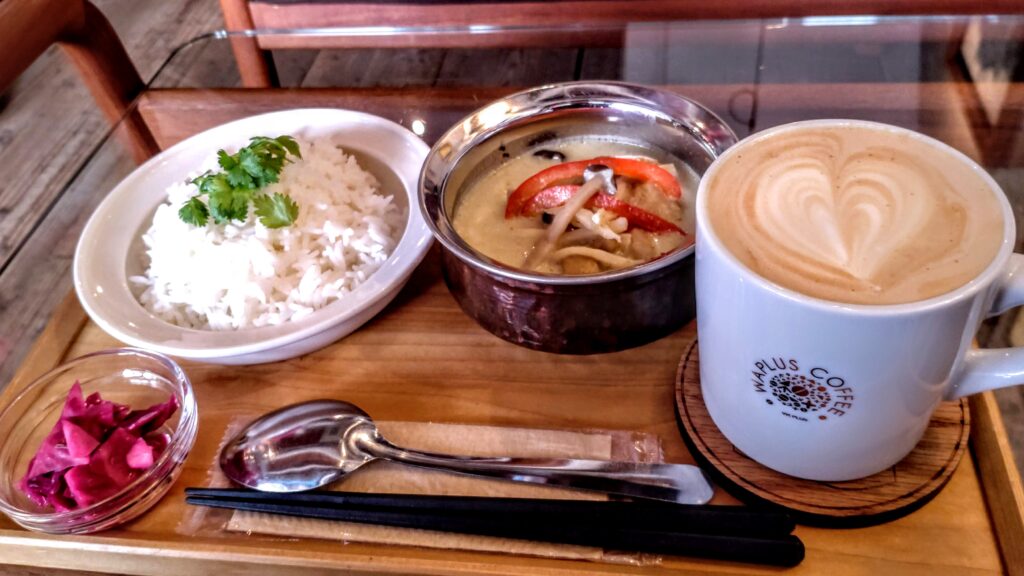 Green Curry + T Drink ¥1,150